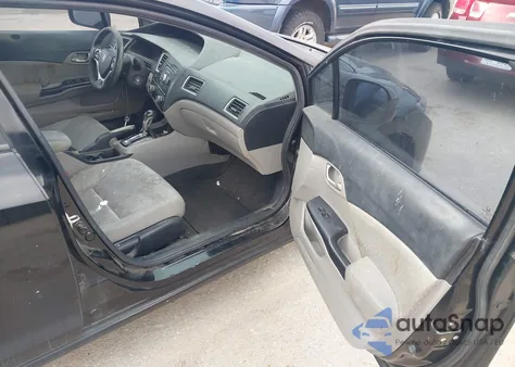 2015 Honda Civic Lx z USA, uszkodzony, nr VIN 2HGFB2F55FH558998